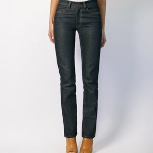 Beautiful Imogene + Willie Indigo Rigid Jeans 26