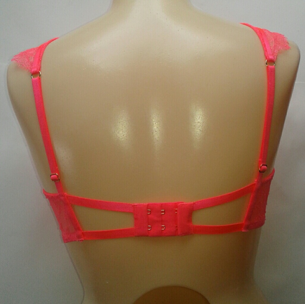 VS 32D high neck bra - Picture 3 of 4