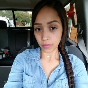 Meet your Posher, Marianela