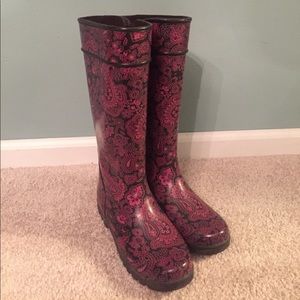 Sperry Rainboots!! Women’s size 6. Cute—paisley!