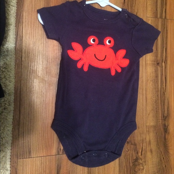 Carters crab onesie - Picture 1 of 1