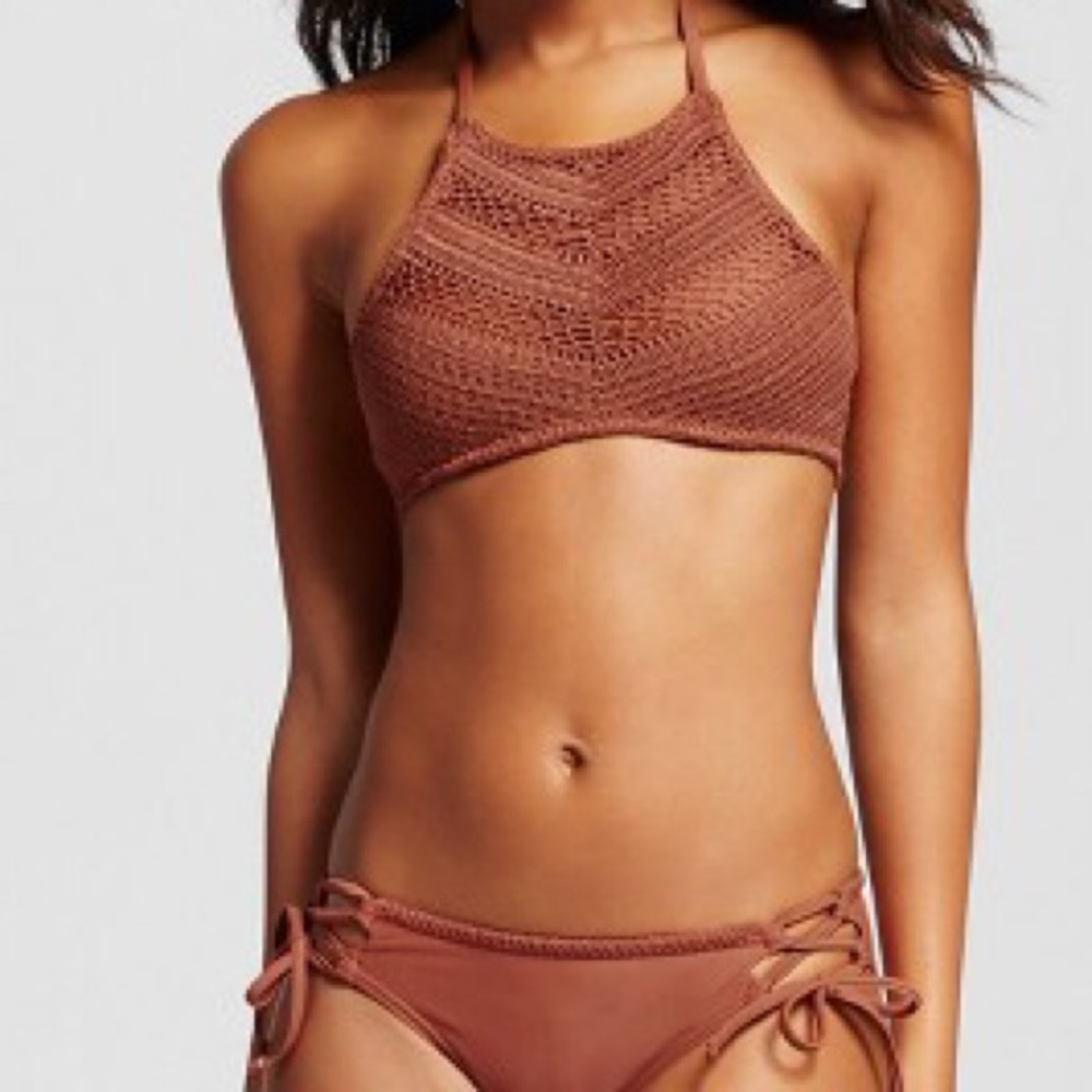 😍🔥NEW Xhilaratoin high neck bikini set