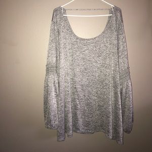 Torrid Sz 5 Long Sleeve Arm / Back Detail Sweater