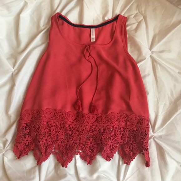 Tops - Red lace crop top