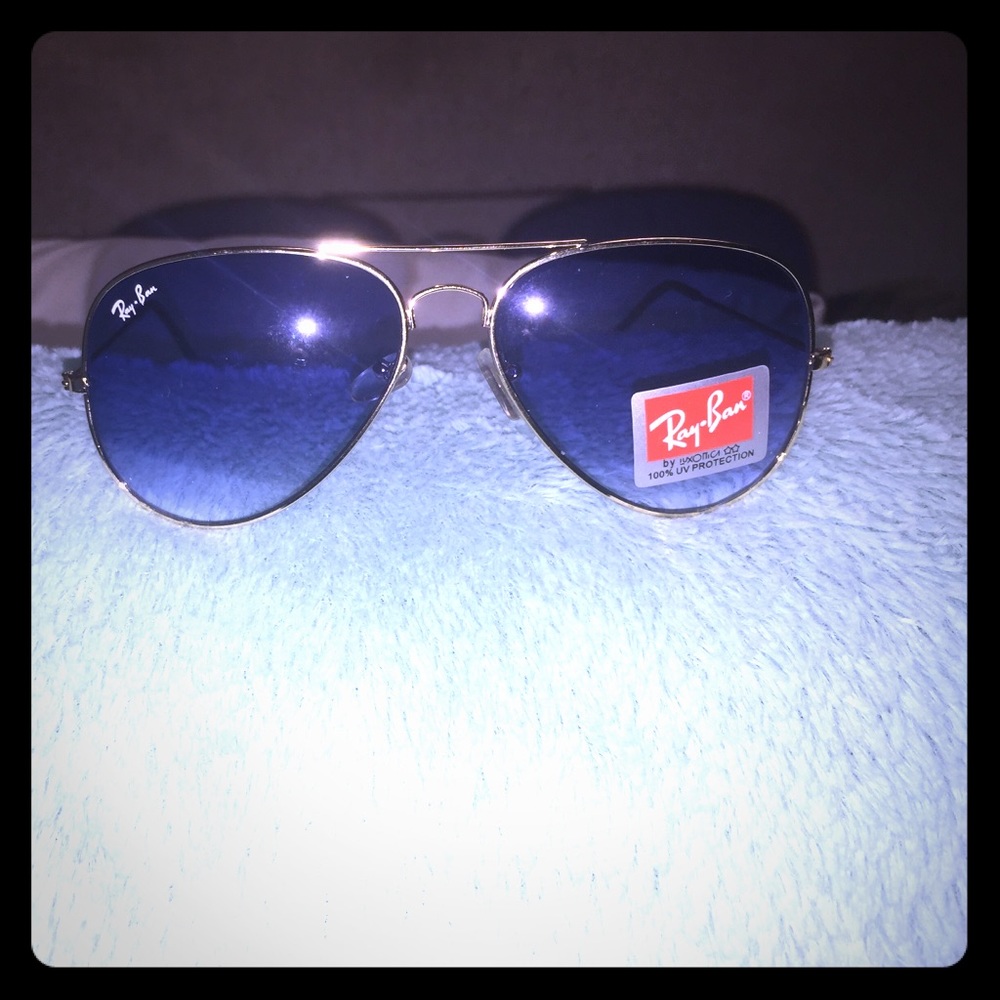 NEW ! Blue Rayban Aviators 🕶