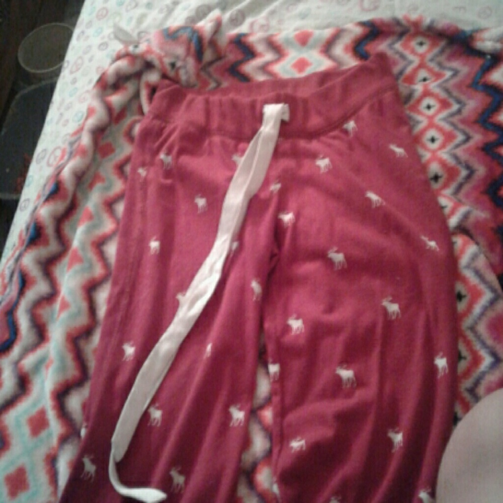 abercrombie red sleepwear