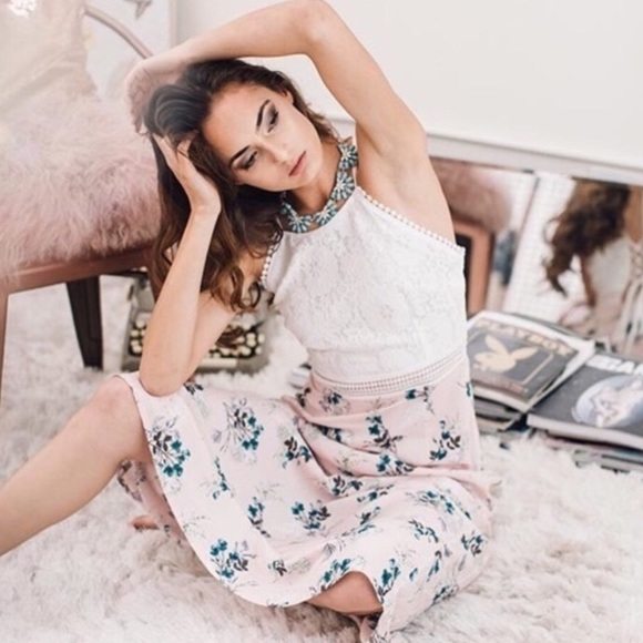 Floral Maxi Dress Size Large - Picture 5 of 5