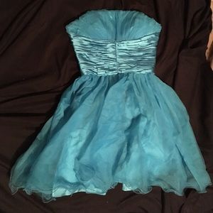 blue prom dress