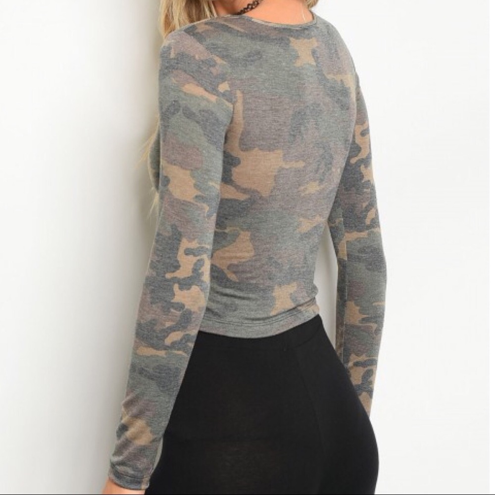 Camouflage Long Sleeve Lace Up Crop Top Tee - Picture 3 of 4
