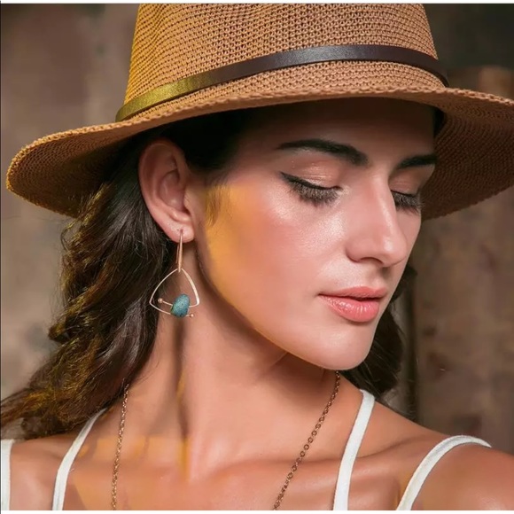 🌟5 Star Fave! Gold Geometric Blue Stone Earrings - Picture 3 of 5