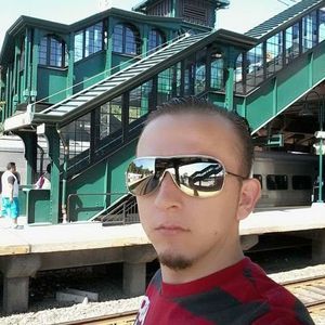 Meet your Posher, Benjamin frely