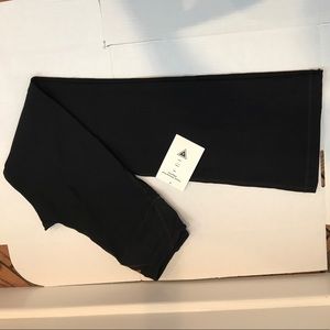 Yogasmoga classic slimmie pant size 4