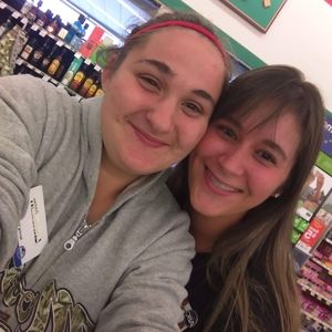 Meet your Posher, Justina