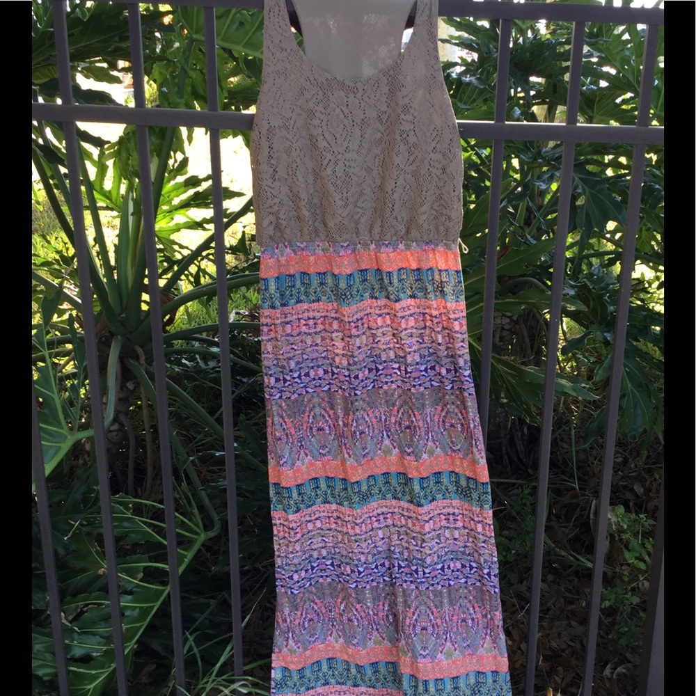 Trixxi Large Lace & Multi-colored Maxi Dress