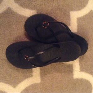 Black Havaianas with Rosegold Hardware