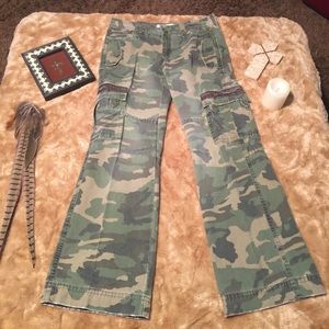 Camo pants
