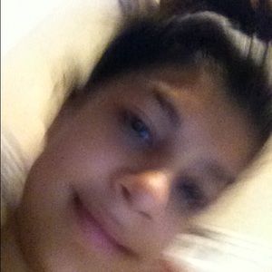 Meet your Posher, Isabel