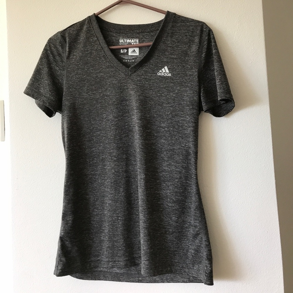 🔴SOLD🔴 Adidas top