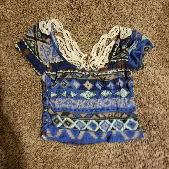 Crop top - Picture 1 of 2