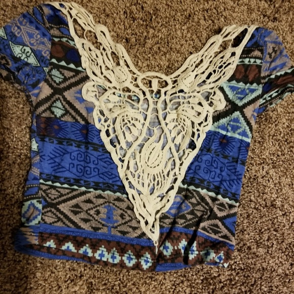 Crop top - Picture 2 of 2