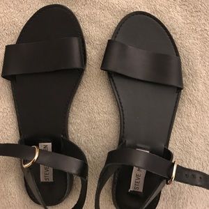 Steve Madden Donddi Black Leather Strap Sandals 7