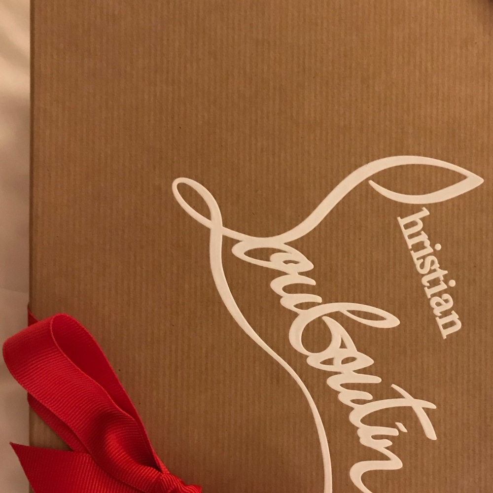 Meet your Posher, Annie