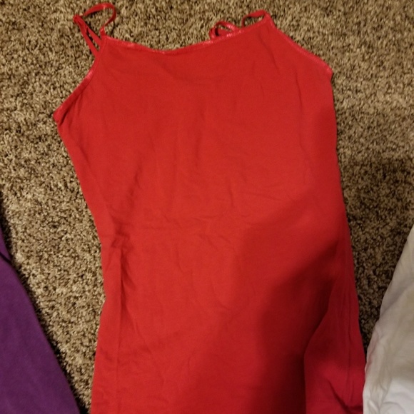 Red camisole - Picture 1 of 1