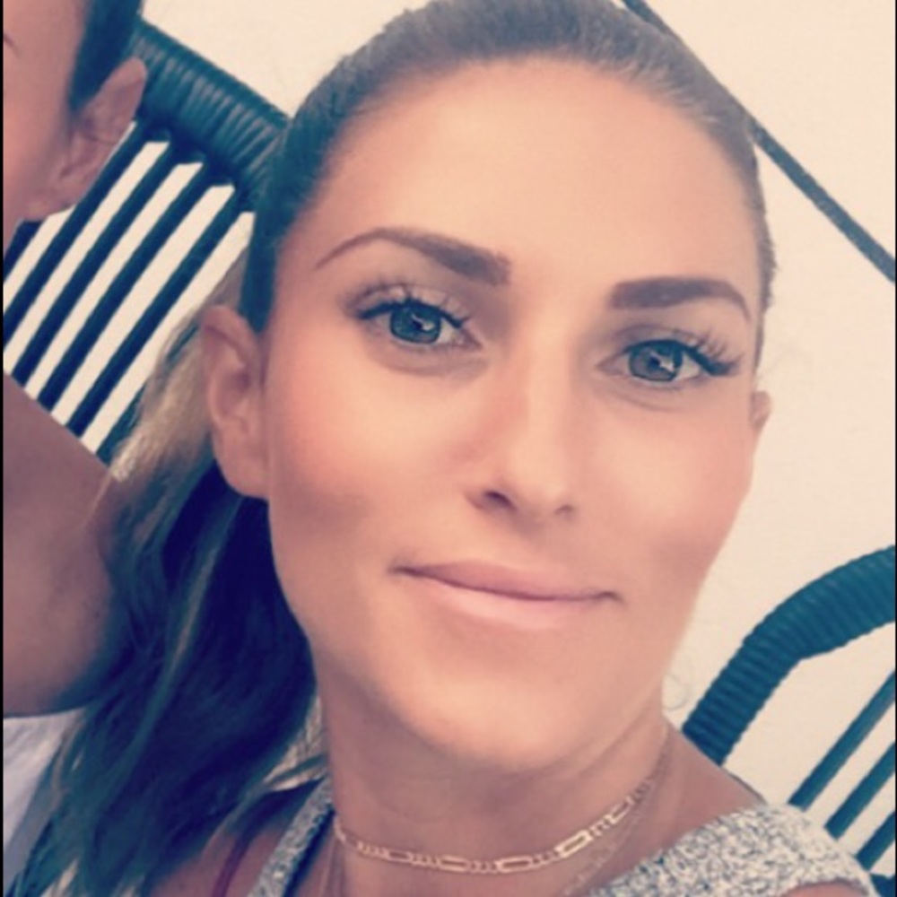 Meet your Posher, Toni
