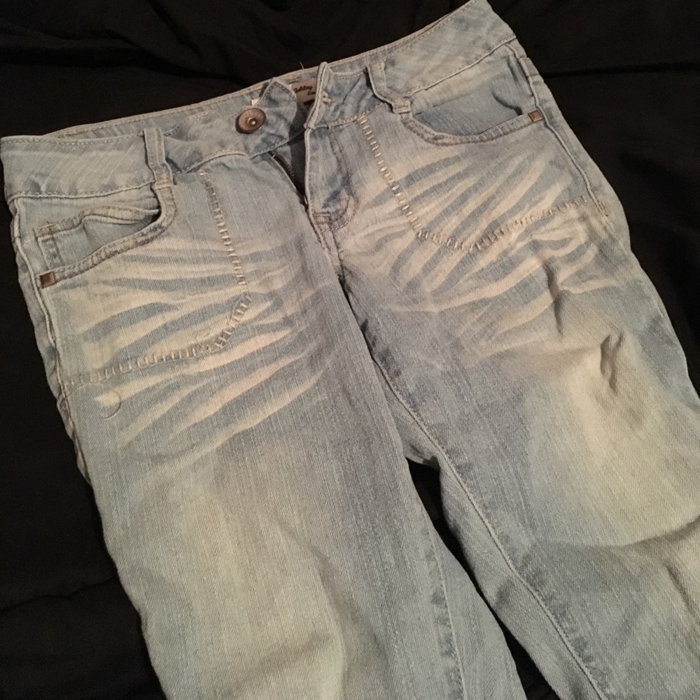 capris - Picture 2 of 4