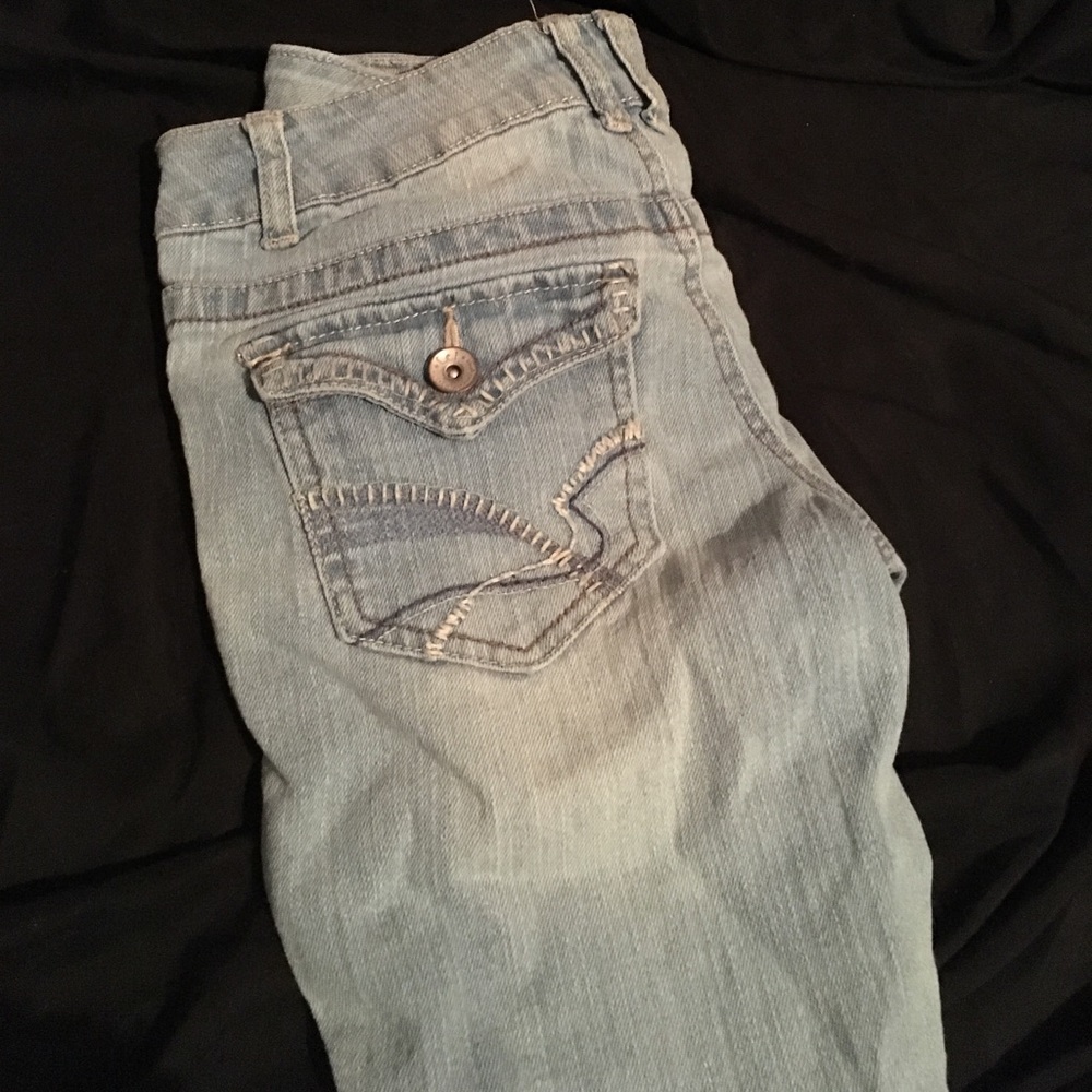 capris - Picture 3 of 4
