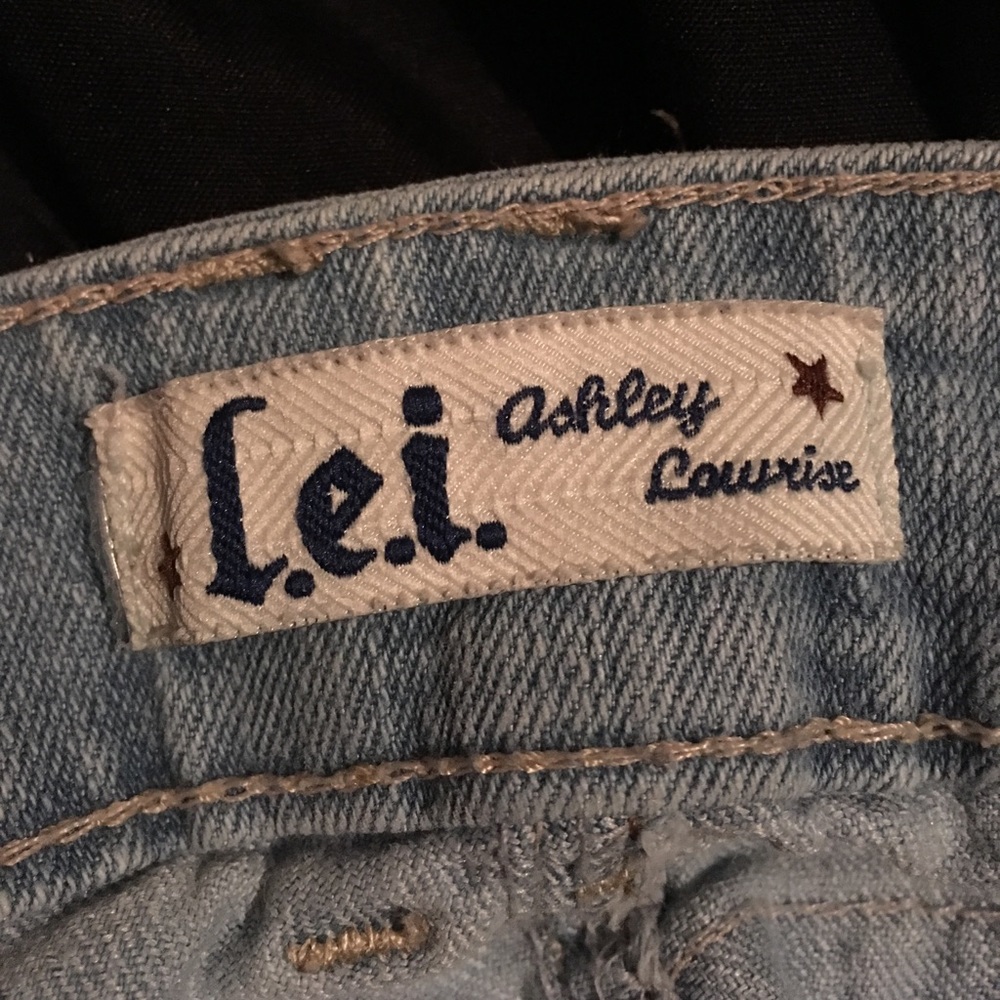 capris - Picture 4 of 4