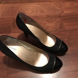 Tahari pumps