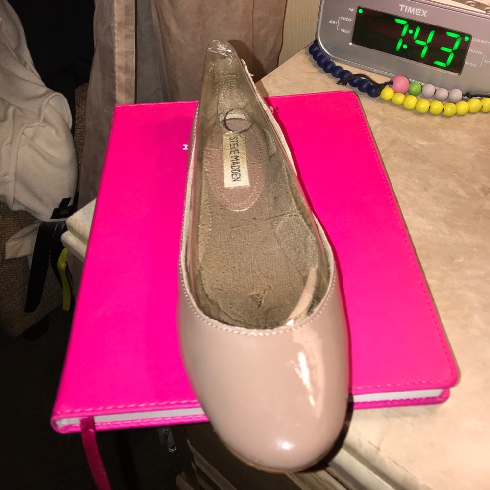 Blush Flats W\Zipper