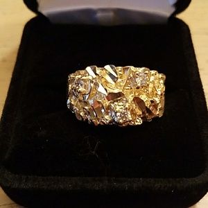 Men's gold nugget and diamond ring