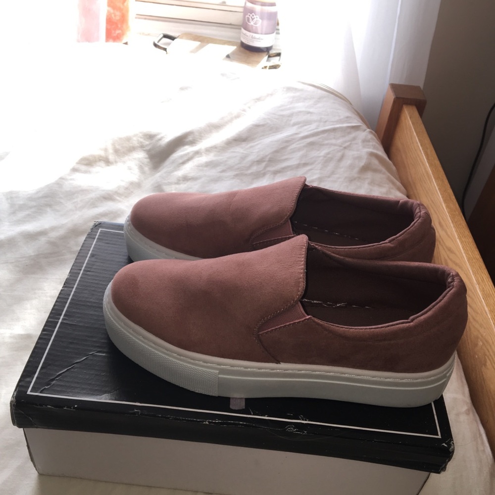 Similar to Steve Madden Gillis, slip on sneaker