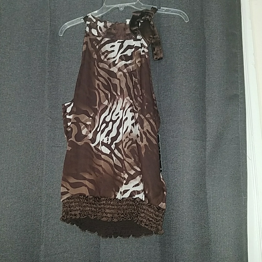 Junior Miss Brown & White/tan Chime size large.