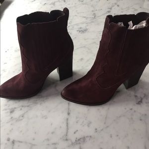 Dolce Vita suede bootie ,brand new never been worn