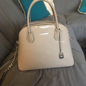 Michael Kors oval shape