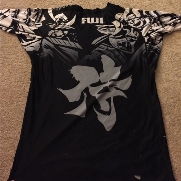 Fuji samurai rashguard large - Picture 2 of 2