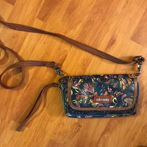 Adorable Sakroots Purllet! ❤️👛👜💼🍁🍂😍