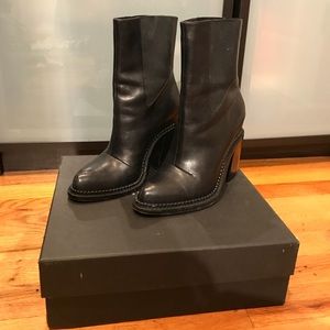 Pre-Loved Theysken’s Theory Boots. Size 36!!!