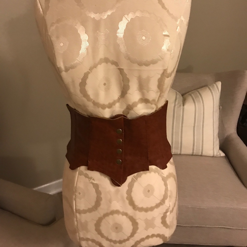 Extra small brown corset