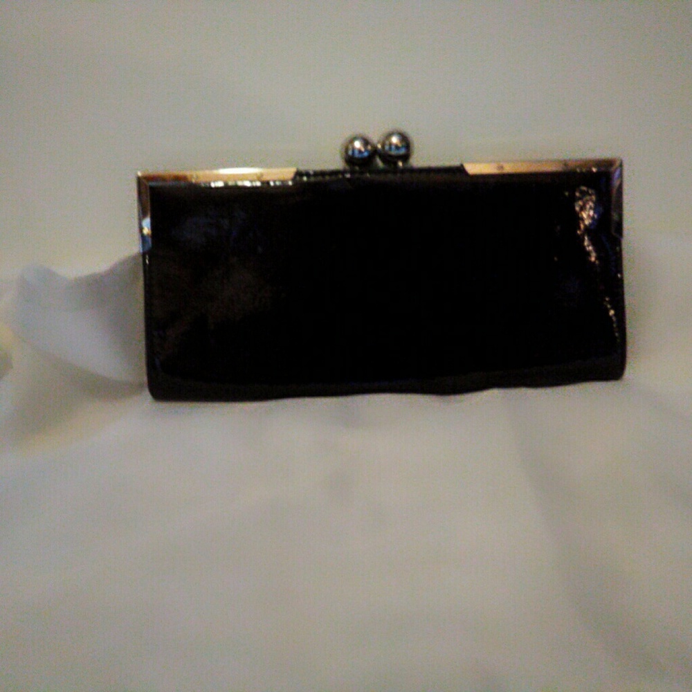 Aldo clutch