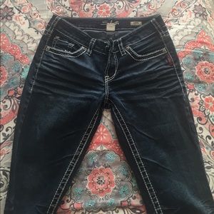 Dark Wash Silver Jeans ❤️