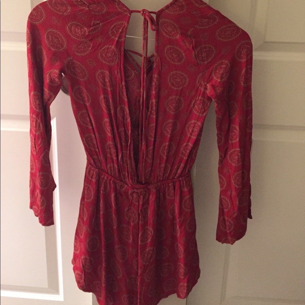 Red romper! - Picture 3 of 4