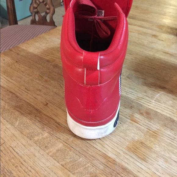 Adidas originals red high top sneakers - Picture 4 of 6