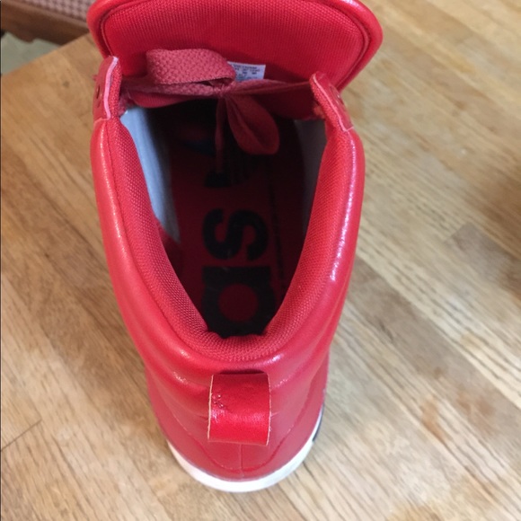 Adidas originals red high top sneakers - Picture 5 of 6