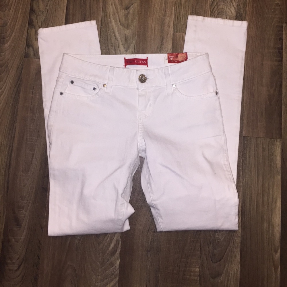 BNWT Guess sarah skinny white wash size 29