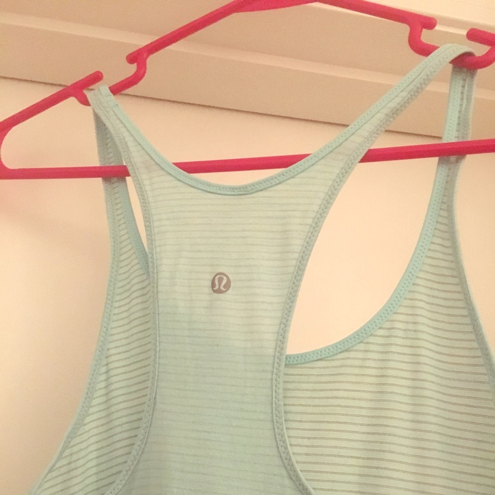 Lululemon workout tank