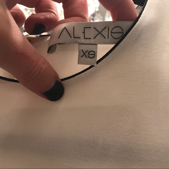 Alexis Top - Picture 7 of 8